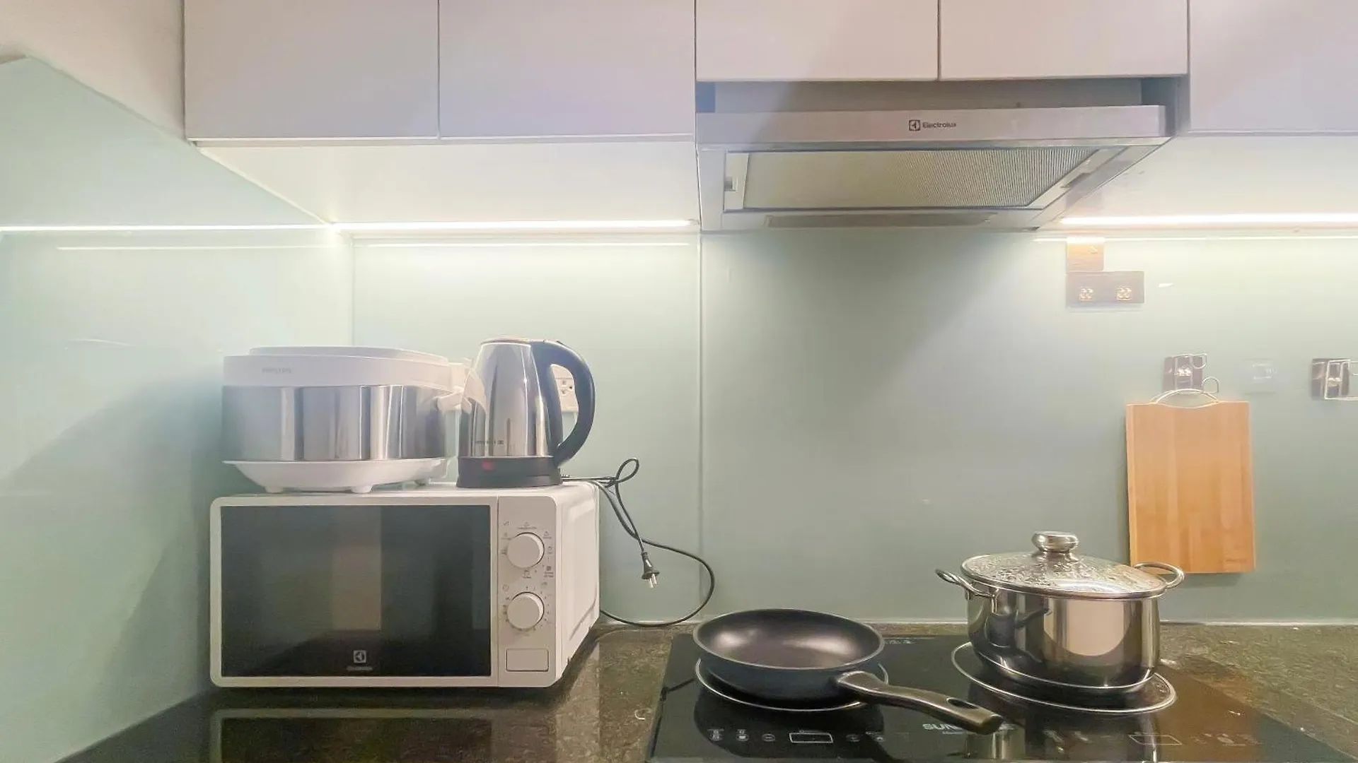 Apartment Vip-Botanica Premier-Studio Dien Tich Lon Nhat-Sieu Thoang Mat